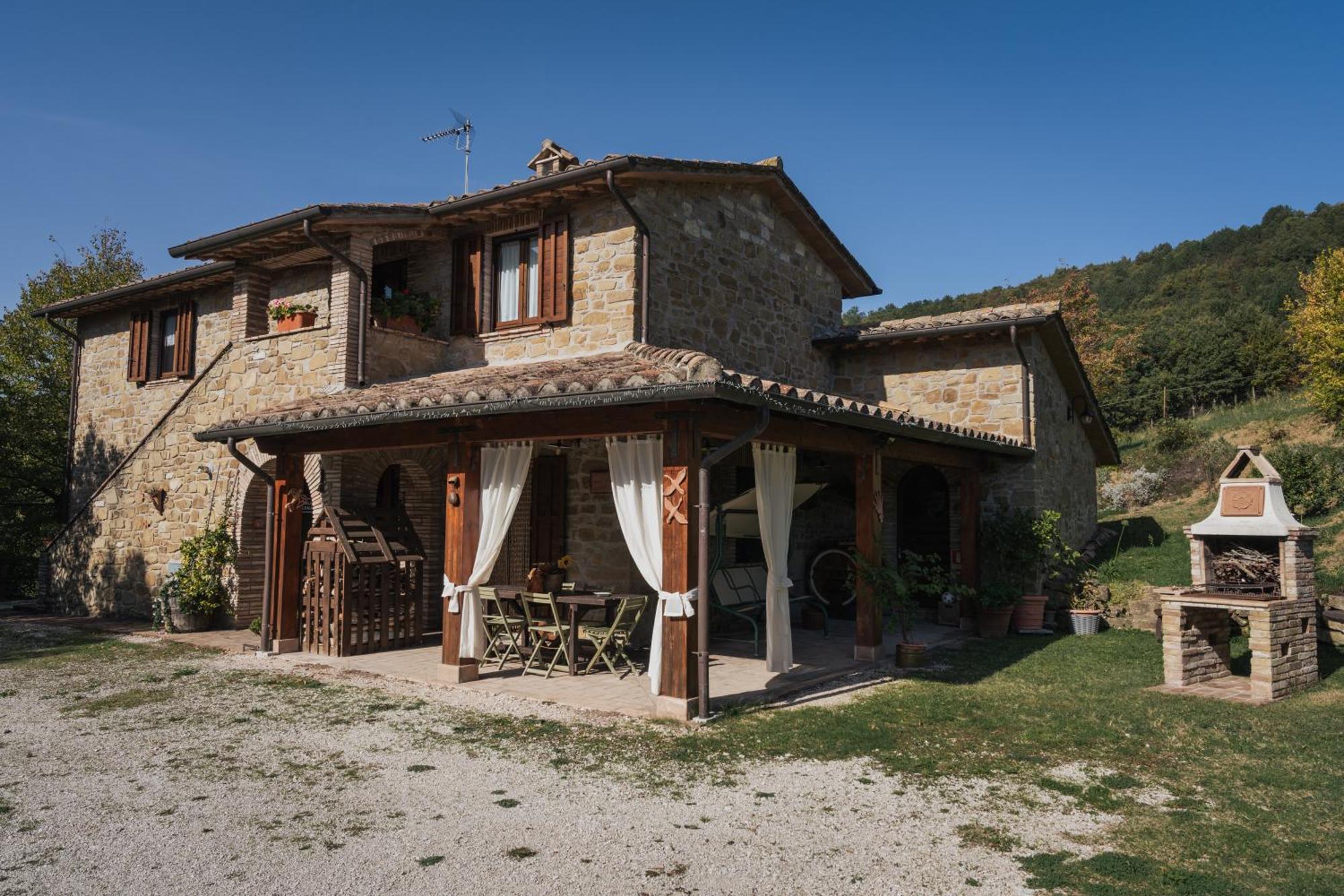 Valfabbrica Agriturismo Casa Del Nonno מראה חיצוני תמונה