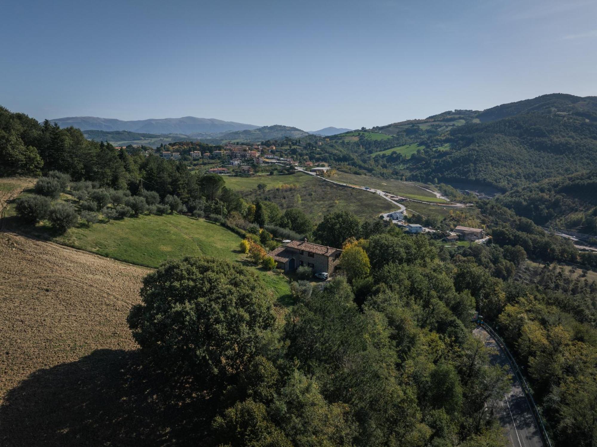 Valfabbrica Agriturismo Casa Del Nonno מראה חיצוני תמונה