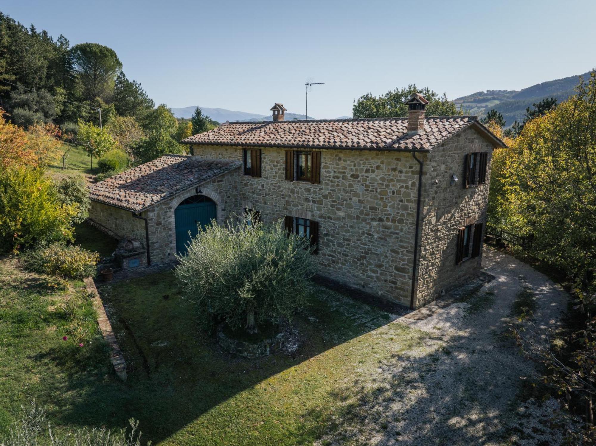 Valfabbrica Agriturismo Casa Del Nonno מראה חיצוני תמונה